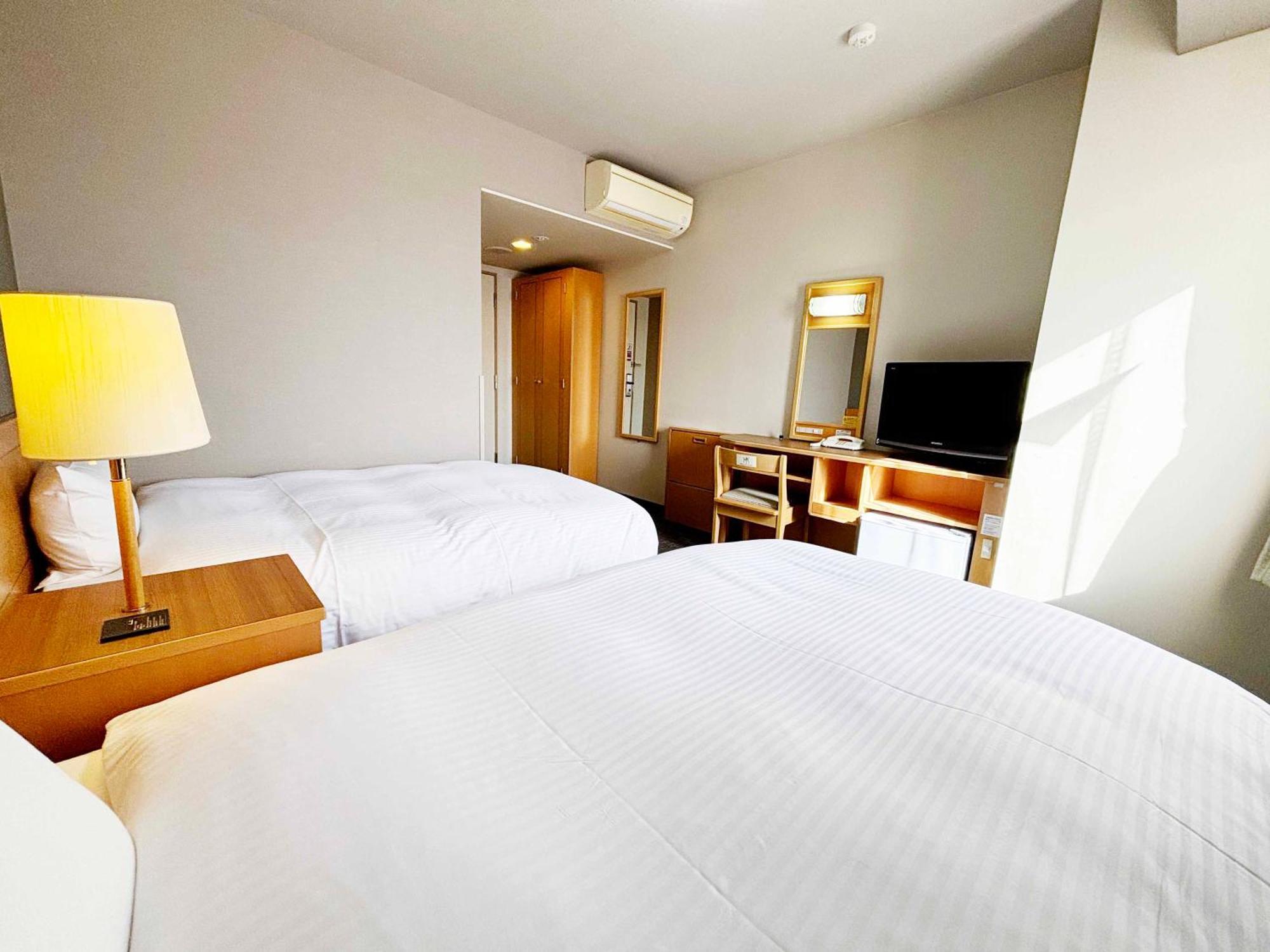 Route Inn Grantia Hanyu Spa Resort Екстериор снимка