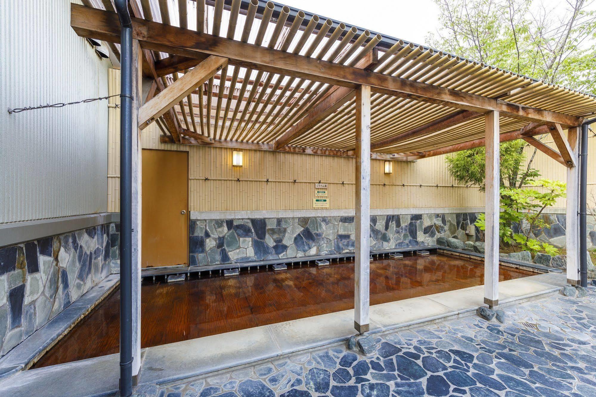 Route Inn Grantia Hanyu Spa Resort Екстериор снимка